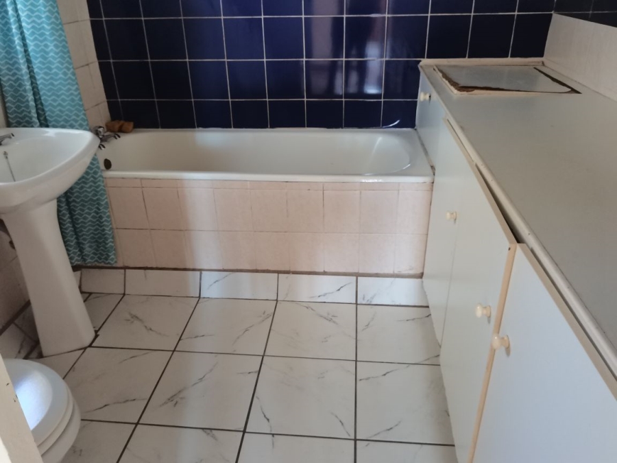 1 Bedroom Property for Sale in Port Elizabeth Central Eastern Cape